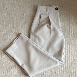 Abercrombie & Fitch Cream Dress Pants Ankle Length